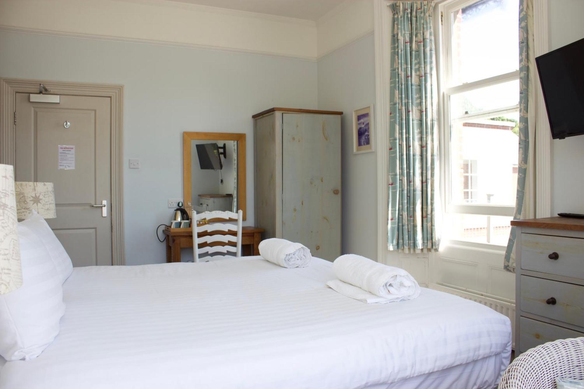 Durdle Door Hotel Лалворт-Ков Екстер'єр фото