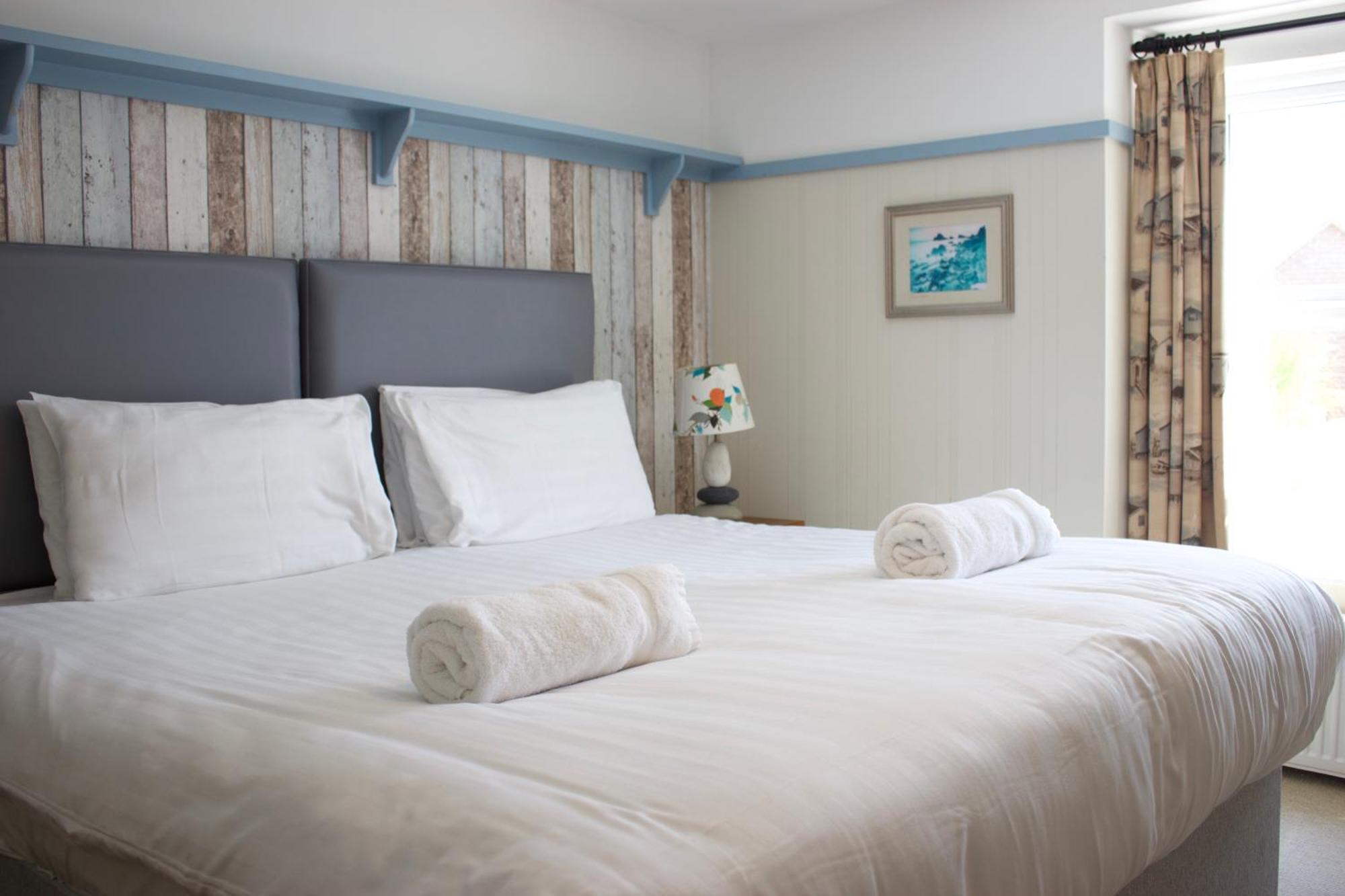 Durdle Door Hotel Лалворт-Ков Екстер'єр фото